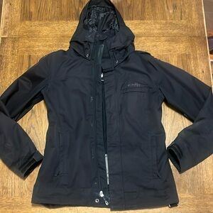 Black Women’s Oakley Ski/Snowboard Jacket